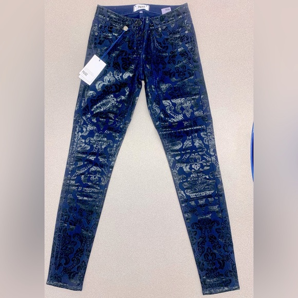 NWT: PAIGE VERDUGO SKINNY
BLUE & BLK FLORAL PRINT (26:fits like 25) - Picture 2 of 7